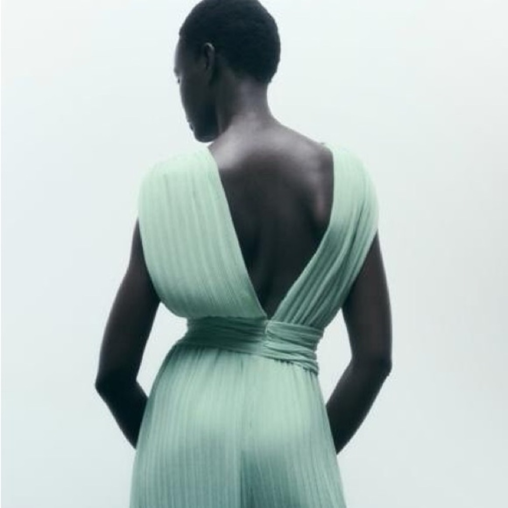 Medium Zara Sea Foam Pleated Cropped Jumpsuit - Picture 2 of 8